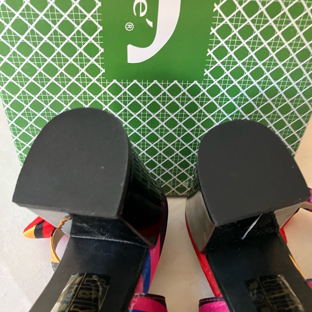 J. RENEE’ “CIPRIANA-JJ’ Size 9M, Silk, multicolored striped Slingback Pumps NWOT - Picture 8 of 14